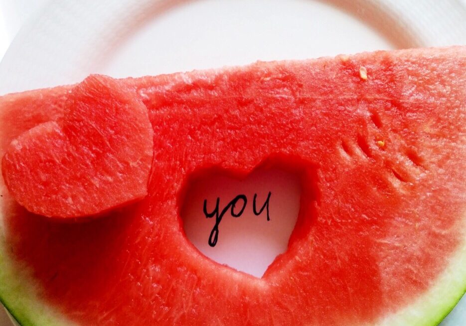 something-romantic_t20_Qo1Jj6